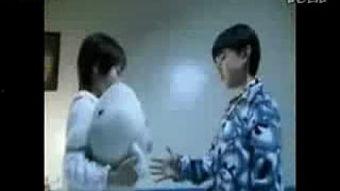 国产调教两女警视频,两女警联手调教，揭开神秘案件真相