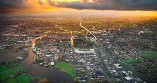 国产杭州余杭临平ktv小姐视频,揭秘杭州余杭临平KTV小姐幕后生活片段